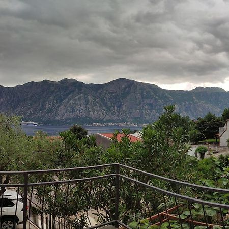 Holiday House In The Kotor Bay Екстериор снимка