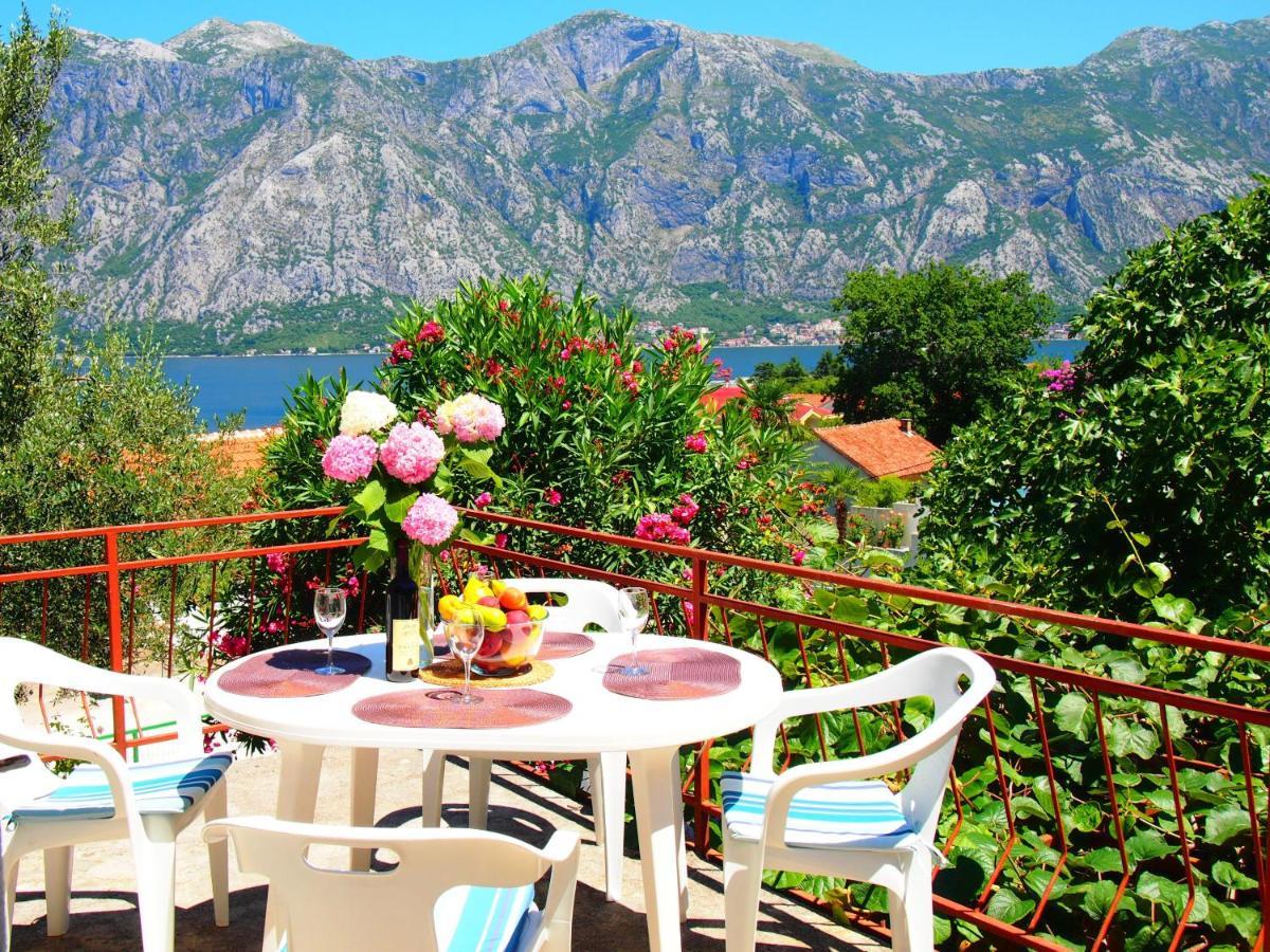 Holiday House In The Kotor Bay Екстериор снимка
