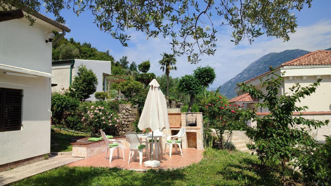 Holiday House In The Kotor Bay Екстериор снимка