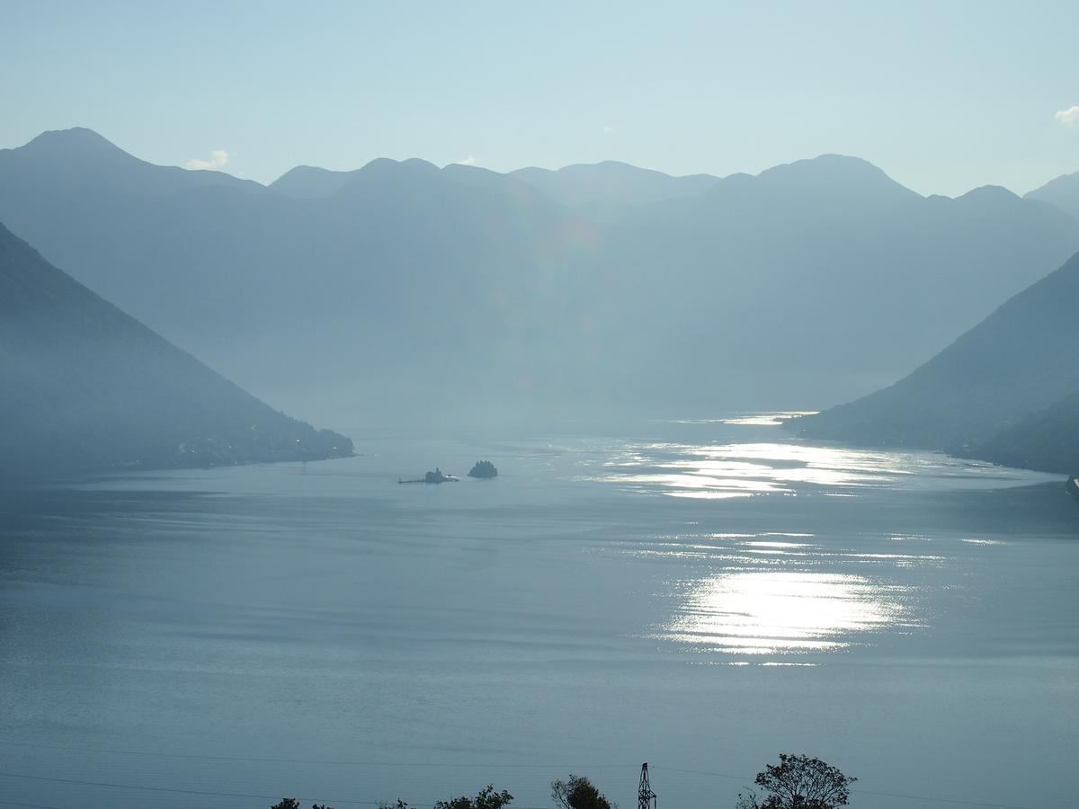 Holiday House In The Kotor Bay Екстериор снимка